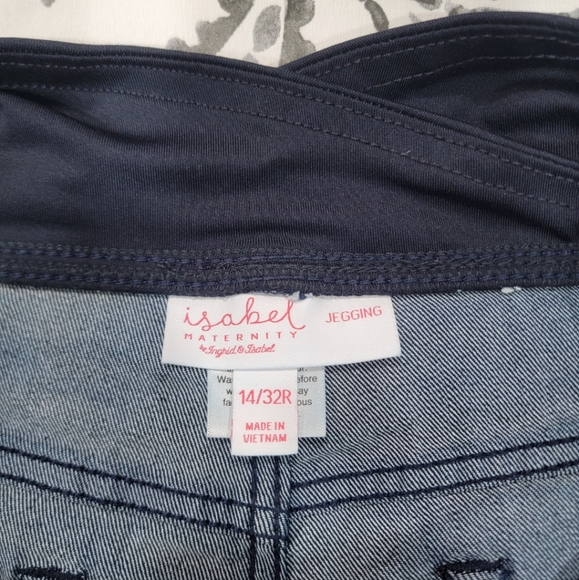 Crossover Panel Maternity Jeggings - Picture 3 of 8